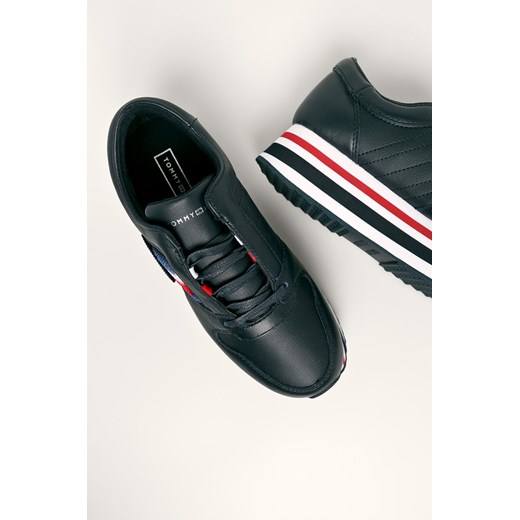 Tommy Hilfiger buty sportowe damskie skórzane na platformie jesienne 