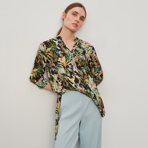 Bluzka damska Reserved z dekoltem v