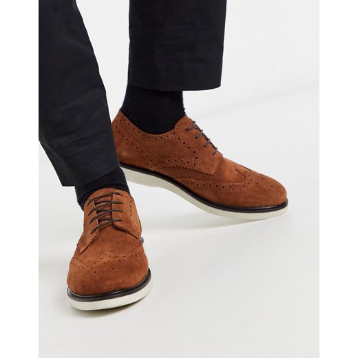 H by Hudson – Calverstone – Jasnobrązowe zamszowe buty typu brogsy na białej podeszwie-Brązowy