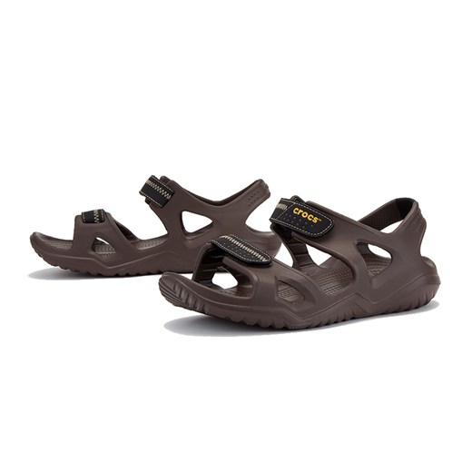 Brązowe sandały męskie Crocs z gumy letnie casual na rzepy 