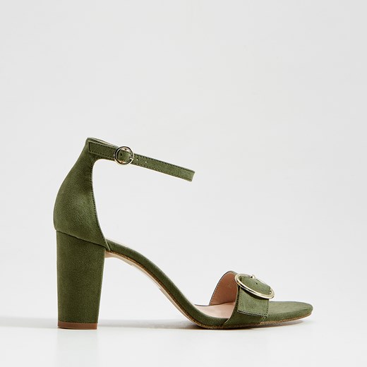 Sandały damskie Mohito na słupku zielone na wysokim obcasie eleganckie bez wzorów1 