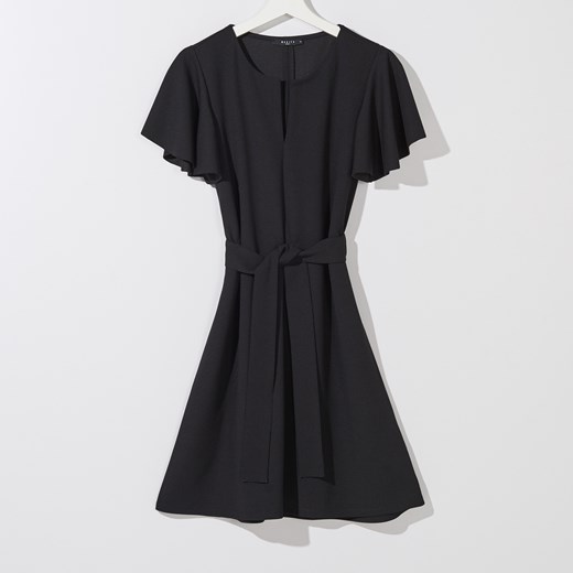 Sukienka Mohito czarna rozkloszowana mini 