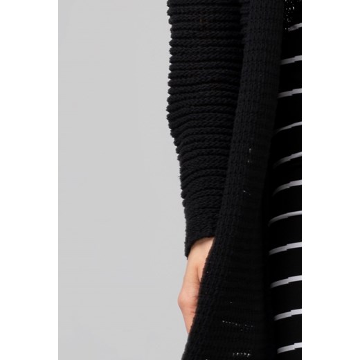 Czarny sweter damski Gatta bawełniany 