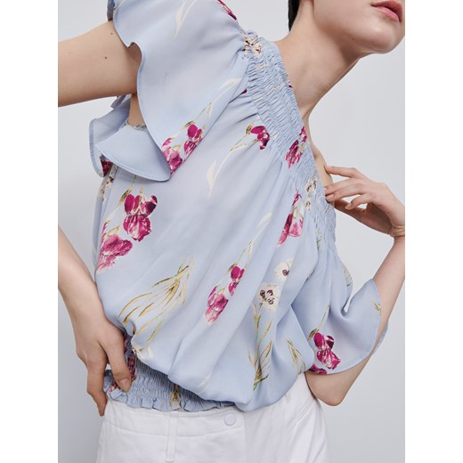 Reserved bluzka damska z dekoltem typu hiszpanka 