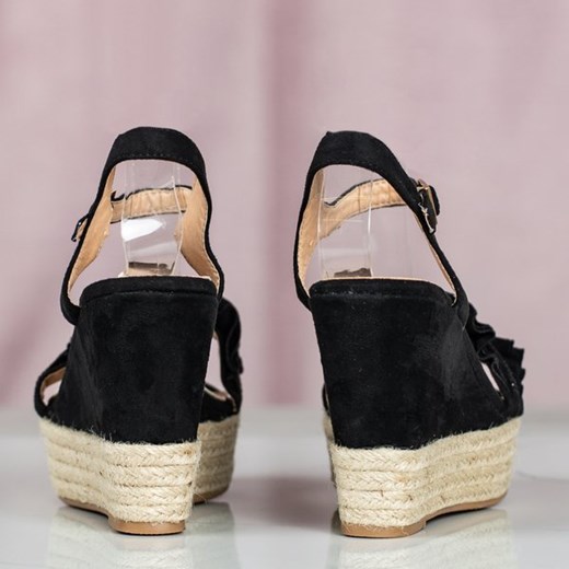 Czarne sandały na koturnie z falbankami Alisa - Obuwie  Royalfashion.pl 40 