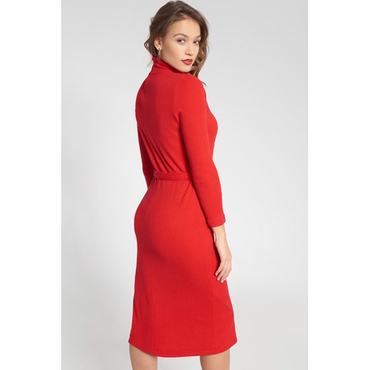Czerwona dzianinowa sukienka za kolana z rozporkiem  Quiosque 38 40 42 okazja  