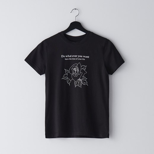 Cropp - Koszulka z napisem - Czarny  Cropp XS 