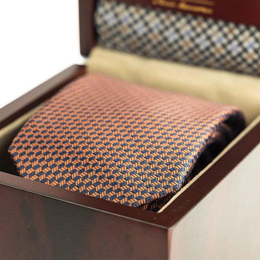 Zestaw Prezentowy dla mężczyzny w kolorze brązowym: krawat + poszetka + spinki zapakowane w pudełko EM 19  Em  EM Men's Accessories