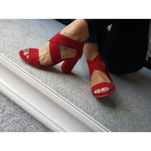 Calzado sandały damskie czerwone bez wzorów 