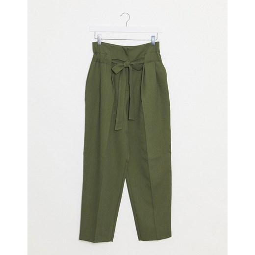 ASOS DESIGN – Zwężane spodnie z wiązaniem w talii o długości przed kostkę-Zielony