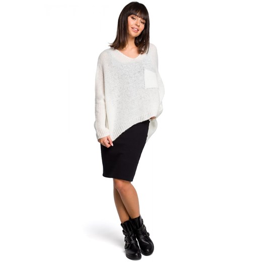 BK018 Luźny sweter z kieszenią - ecru  Be Knit S-L Świat Bielizny