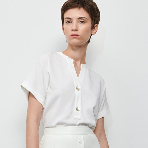 Biała bluzka damska Reserved z krótkim rękawem 