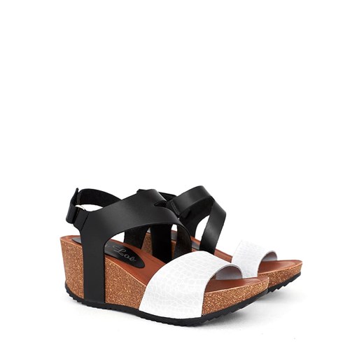Skórzane sandały w kolorze czarno-białym
