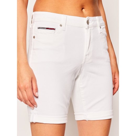 Białe szorty Tommy Jeans 