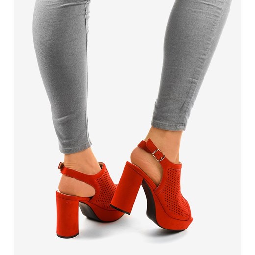 Sandały damskie czerwone na platformie na średnim obcasie eleganckie 