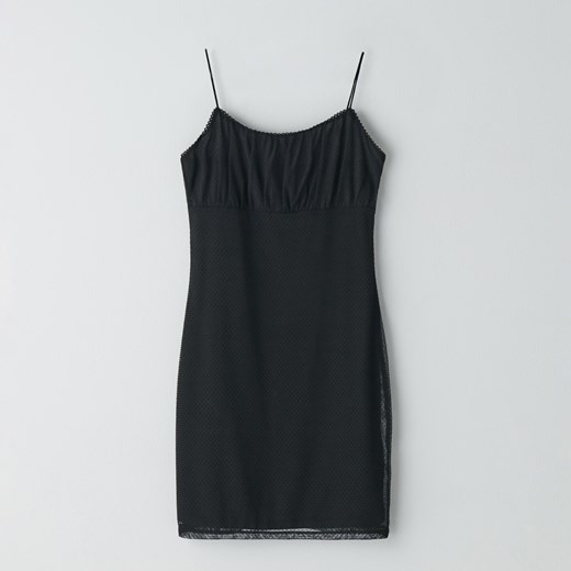 Cropp - Dopasowana sukienka mini - Czarny