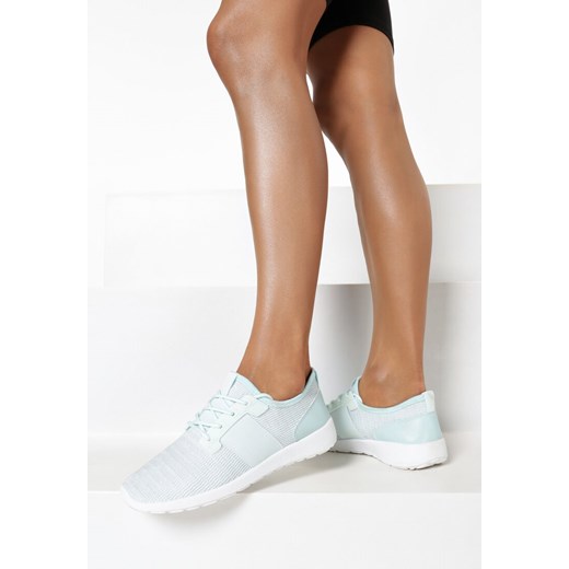 Buty sportowe damskie Born2be dla biegaczy na płaskiej podeszwie bez wzorów 