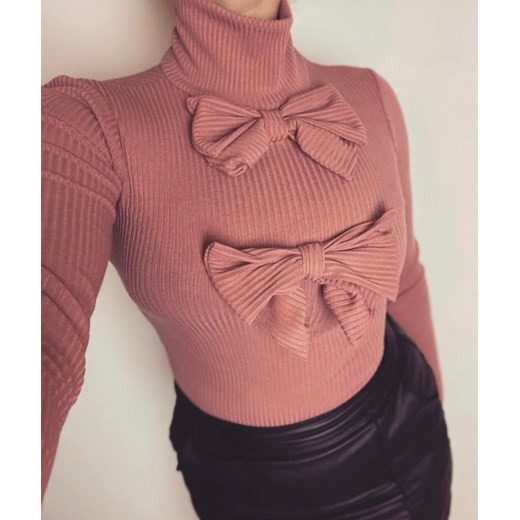 Sweter damski różowy 