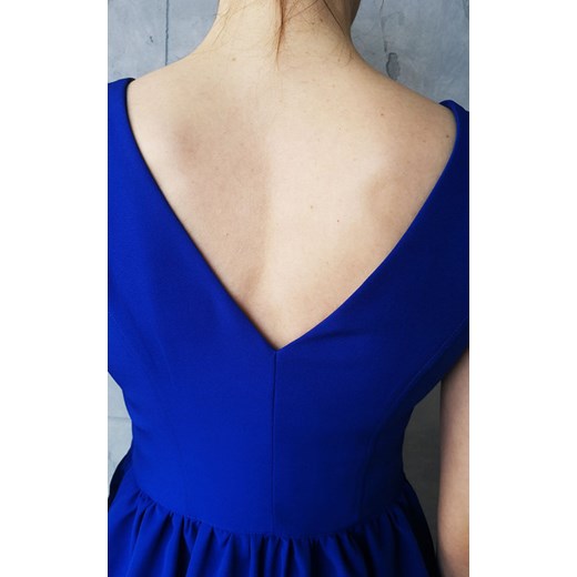 Sukienka niebieska bez wzorów na studniówkę mini 