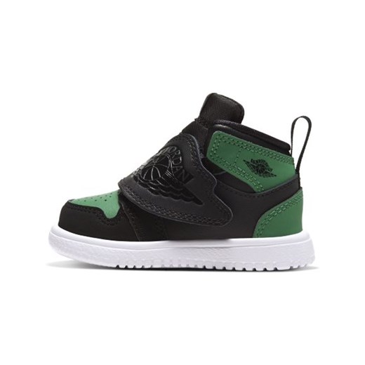 Buciki niemowlęce Nike
