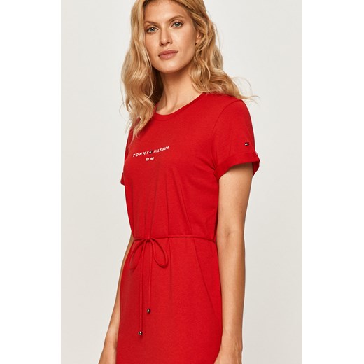 Sukienka czerwona Tommy Hilfiger z krótkim rękawem z aplikacjami  