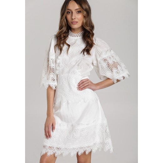 Sukienka Renee biała na wiosnę mini z długim rękawem 