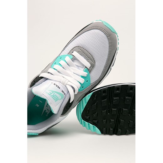 Buty sportowe damskie Nike sznurowane na platformie 