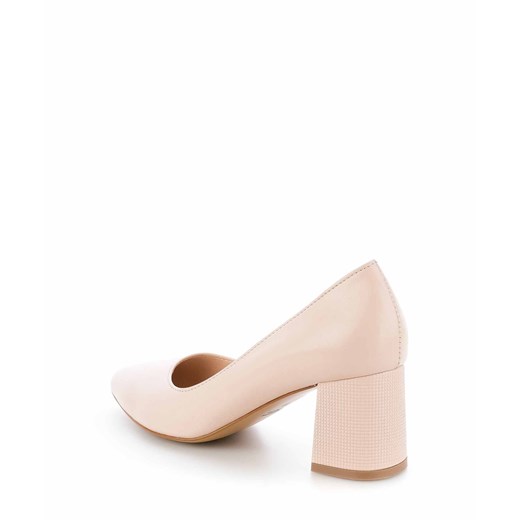 Czółenka Primamoda skórzane gładkie ze szpiczastym noskiem 