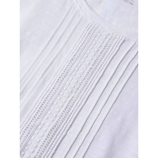 Bawełniany T-shirt z haftowanym motywem 11103658 Season Favourite Biały 34 Olsen 40 promocja eOlsen
