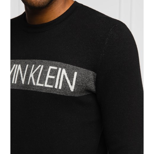 Sweter męski Calvin Klein z napisami 