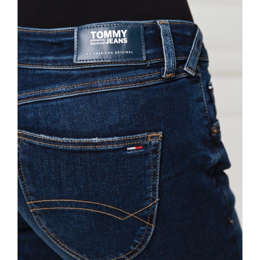 Jeansy damskie Tommy Jeans w miejskim stylu 