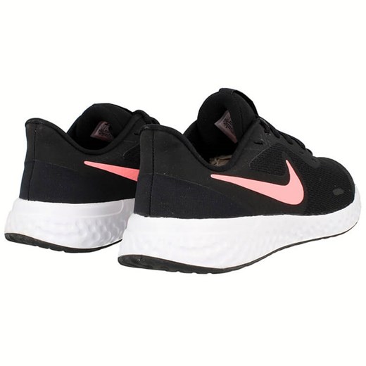 Buty sportowe dziecięce Nike na jesień sznurowane 