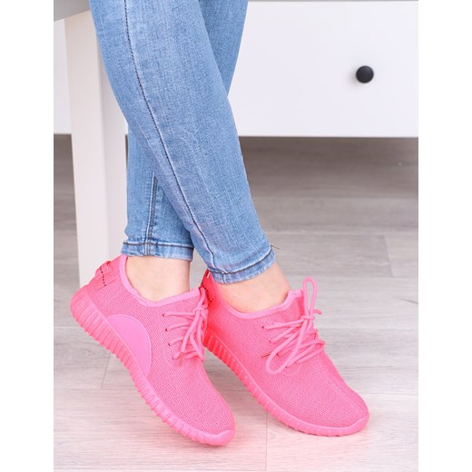 Różowe sportowe buty damskie, wygodne tenisówki siateczkowe - Obuwie L213 Damle 39 promocyjna cena lubimysport.pl