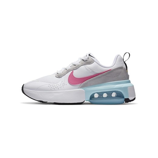 Buty sportowe damskie Nike płaskie wiązane