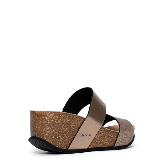 Klapki w kolorze złotym na koturnie 41 Limango Polska