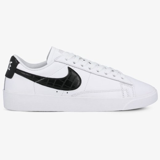 Buty sportowe damskie białe Nike płaskie 