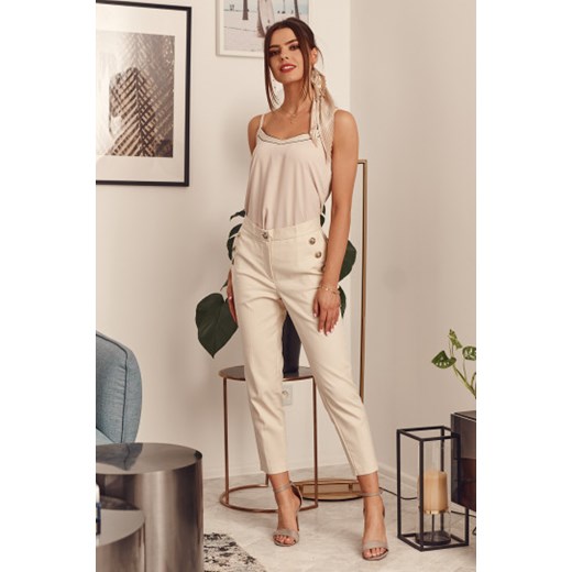 Eleganckie spodnie damskie cygaretki beżowe 27864 M fasardi.com okazja