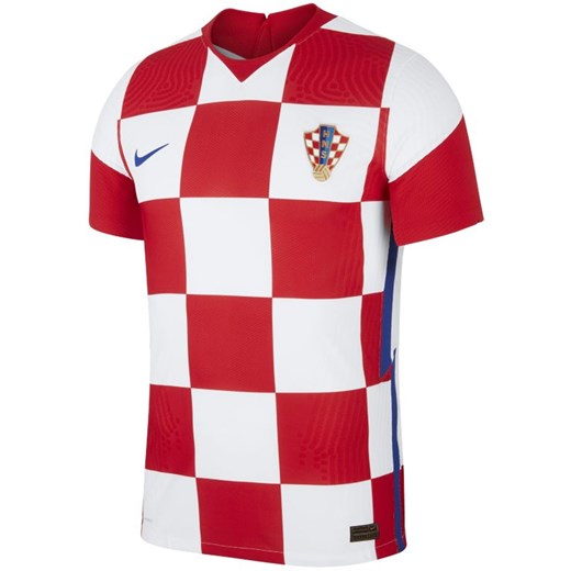 T-shirt chłopięce Nike czerwony na lato 