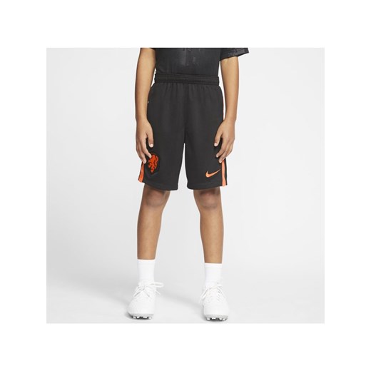 Spodenki chłopięce Nike bez wzorów