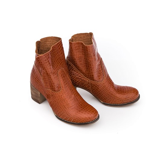 botki na słupku z wywijaną cholewką - skóra naturalna - model 454 - kolor rudy kroko Zapato 37 zapato.com.pl