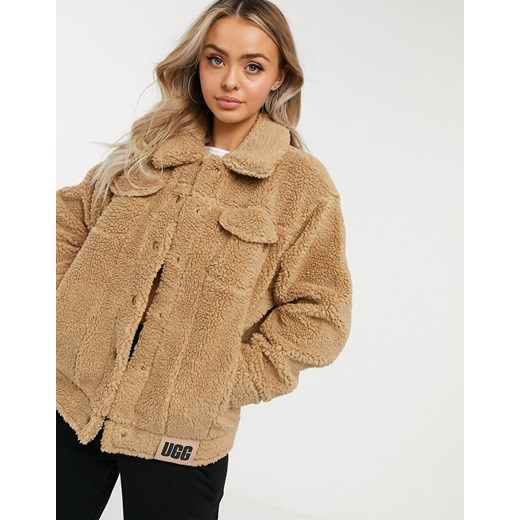 UGG – Frankie – Camelowa pluszowa kurtka typu trucker-Jasnobrązowy L Asos Poland