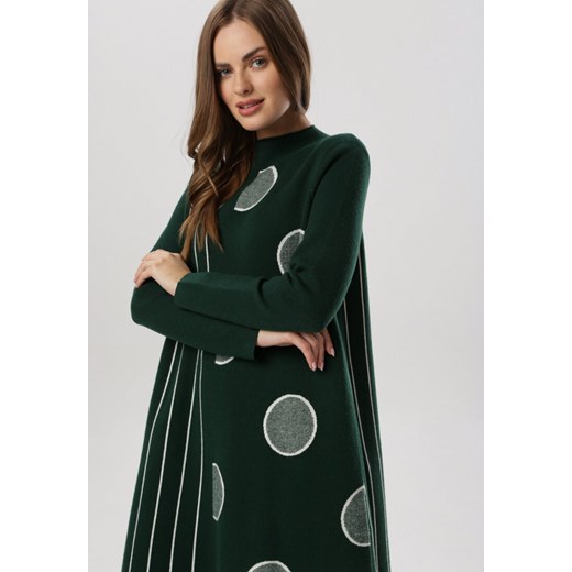 Born2be sukienka zielona prosta w abstrakcyjnym wzorze 