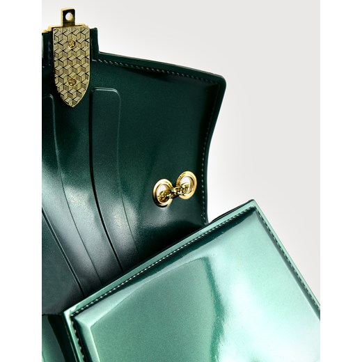 Lakierowana zielona torebka na łańcuszku MOLTON Molton Uniwersalny promocyjna cena Molton