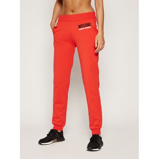 Moschino Underwear & Swim Spodnie dresowe A4206 9029 Czerwony Regular Fit M wyprzedaż MODIVO