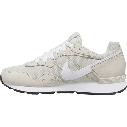 Buty sportowe damskie Nike na wiosnę skórzane sznurowane