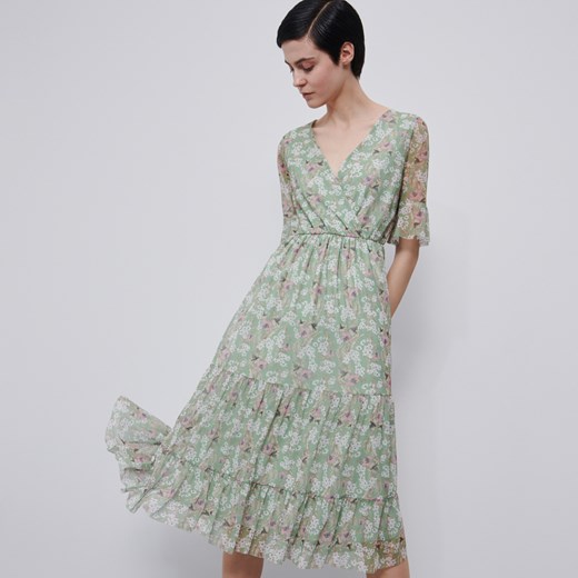Reserved - Sukienka w kwiaty - Zielony Reserved XS promocyjna cena Reserved