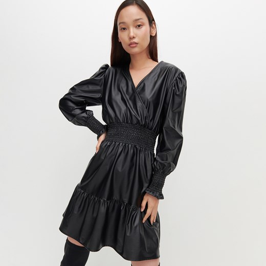 Reserved - Kopertowa sukienka ze sztucznej skóry - Czarny Reserved XL Reserved