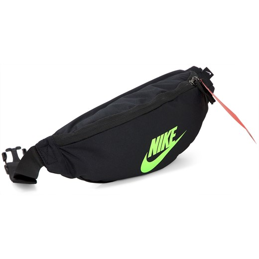 NIKE NERKA saszetka torba PRAKTYCZNA BA5750-019 Nike an-sport