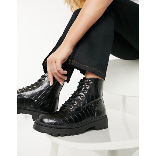 New Look – Czarne sznurowane buty za kostkę na grubej płaskiej podeszwie ze wzorem skóry krokodyla-Czarny New Look 39 Asos Poland