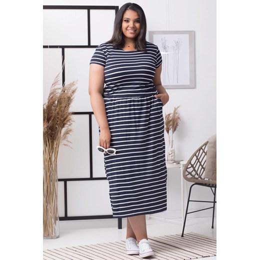 Sukienka long dzianinowa z kieszeniami PLUS SIZE IWONA granatowa w białe paski PROMOCJA Plus Size karko.pl wyprzedaż